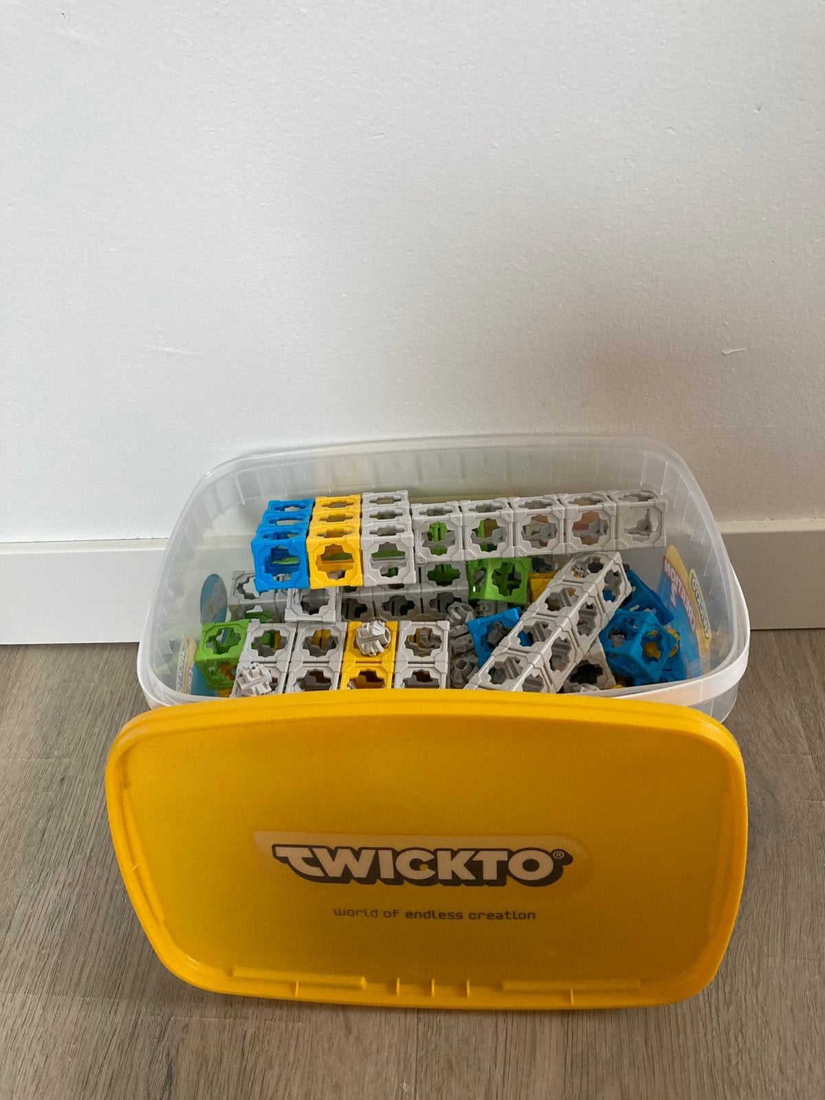 twickto creations- bouwset, Ophalen, Zo goed als nieuw