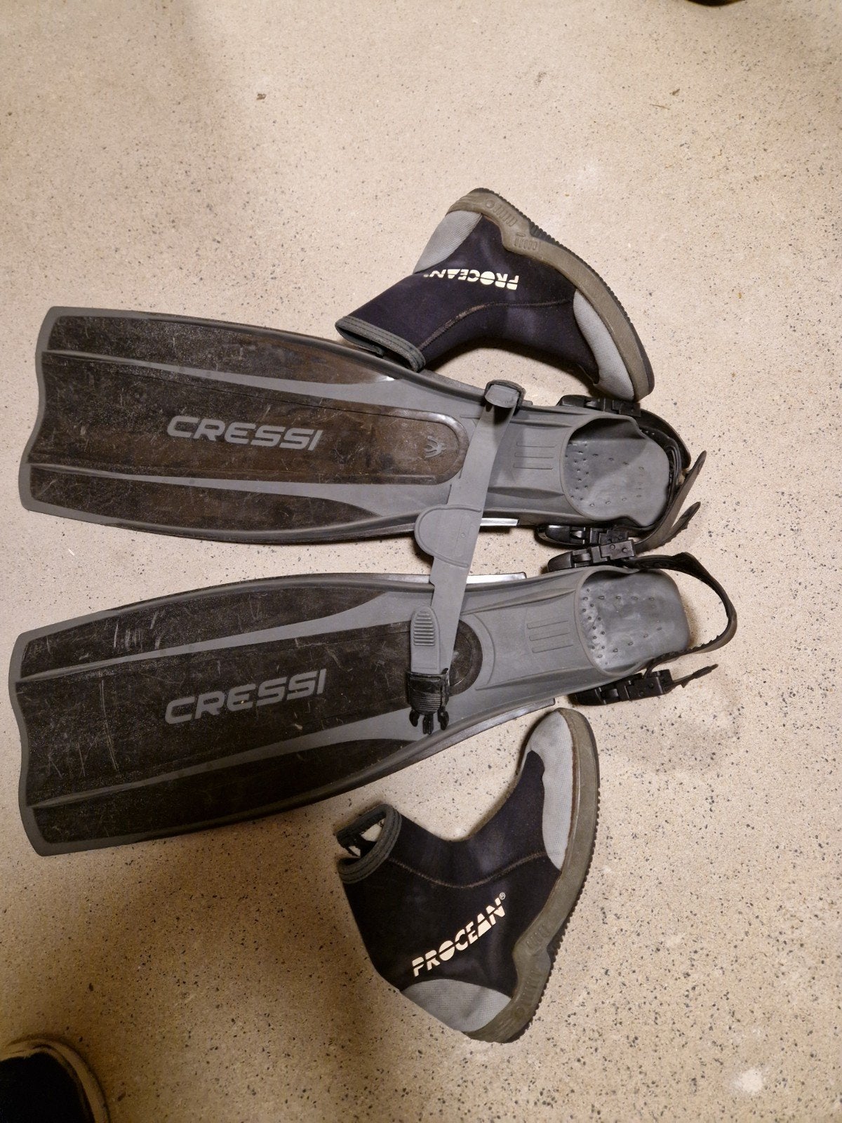 Cressi duikvliezen met Procean duikschoenen, Watersport en Boten, Ophalen of Verzenden, Gebruikt, Zwem- of Duikvliezen
