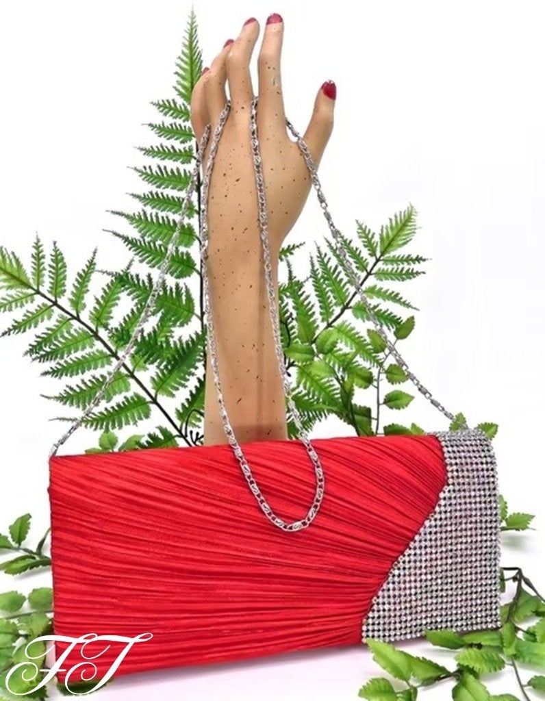 Zeer mooie bruidstasje of avondtasje met strass steentjes., Ophalen of Verzenden, Nieuw, Rood, Schoudertasje