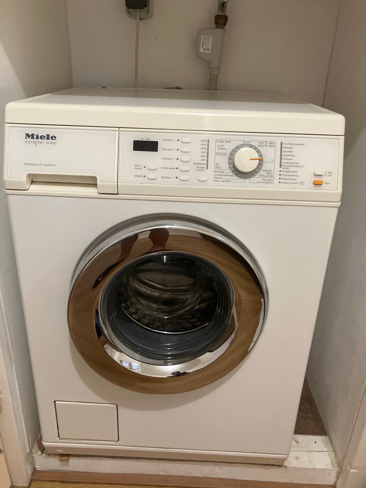 Miele Softtronic W 4160 Waterproof-System Wasmachine, Ophalen, Gebruikt, Voorlader, 85 tot 90 cm