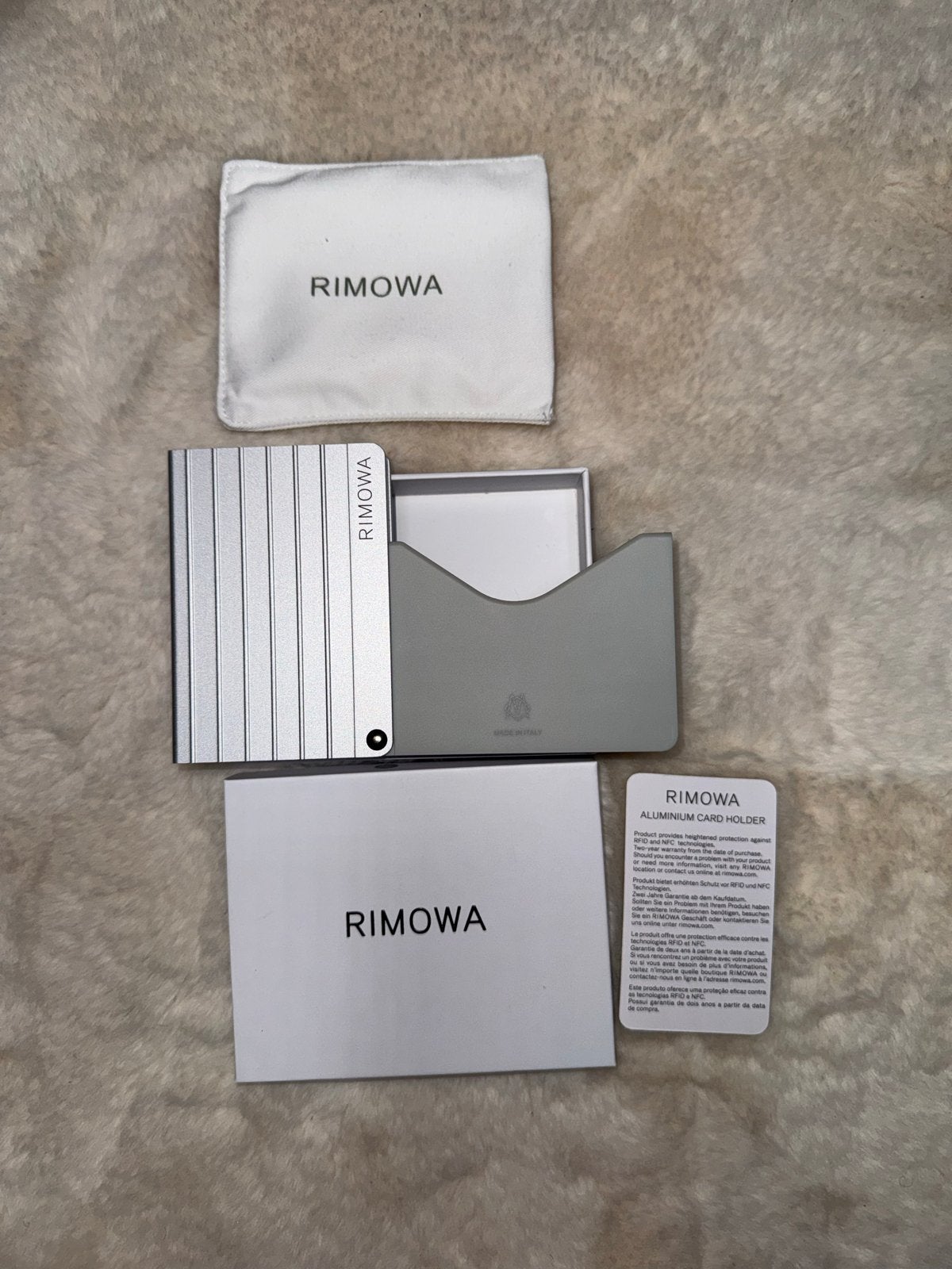 RIMOWA Aluminium Card Holder Zilver, Sieraden, Tassen en Uiterlijk, Ophalen of Verzenden, Zo goed als nieuw, Grijs, Overige merken