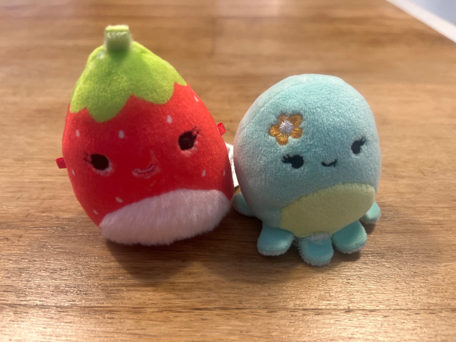 Squishville Squishmallows Aardbei en Octopus Knuffels, Kinderen en Baby's, Speelgoed | Knuffels en Pluche, Overige karakters, Overige typen