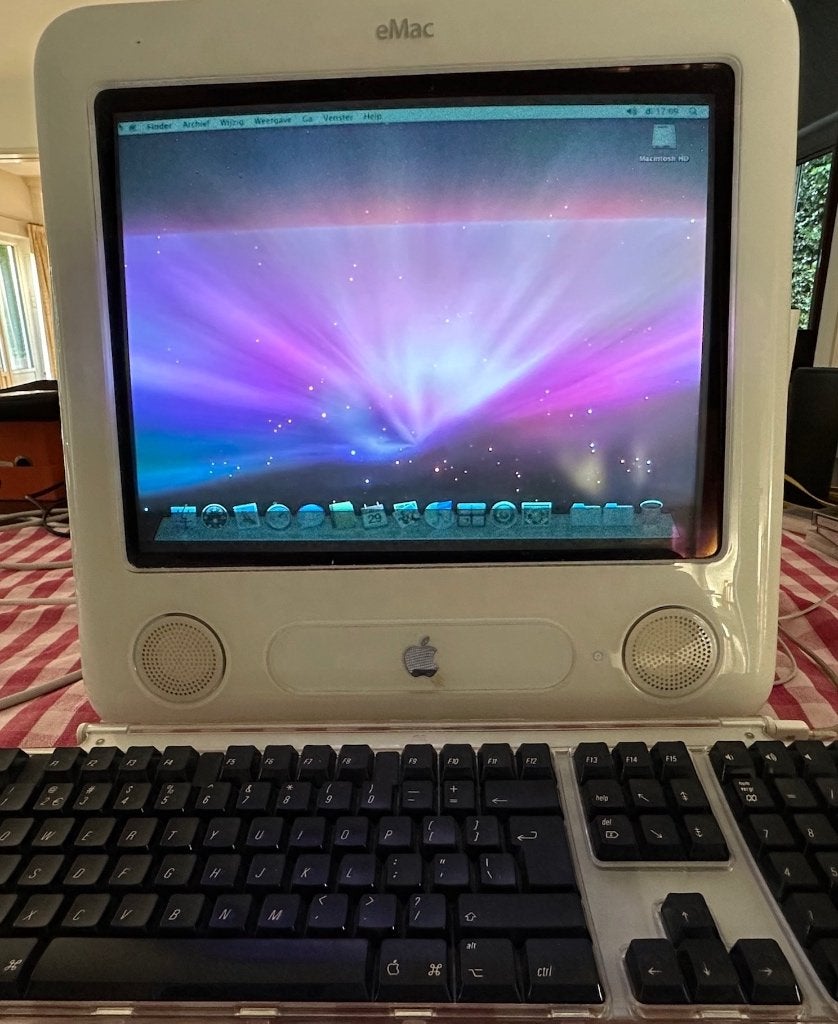 Vintage Apple eMac G4 - complete set, Computers en Software, Ophalen, Gebruikt, Minder dan 2 Ghz, Powermac