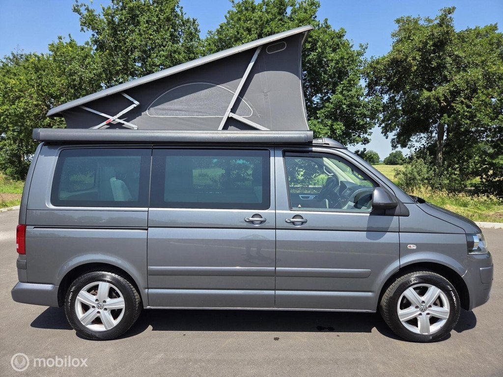 Volkswagen CALIFORNIA 2010 175dkm ☆140pk, Cruise Euro-5☆, Caravans en Kamperen, Campers, Buscamper of Camperbus, Volkswagen, Bedrijf