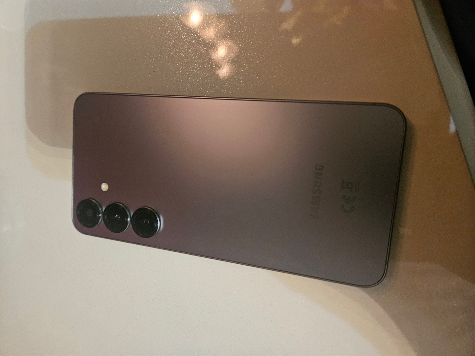 Foto 2 van Samsung Galaxy S23+ 256GB Silver Shadow - Zo goed als nieuw