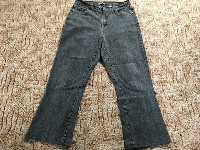 Jeans, dames spijkerbroek grijs maat 42, rits, Ophalen of Verzenden, Gedragen, Overige kleuren, Overige jeansmaten