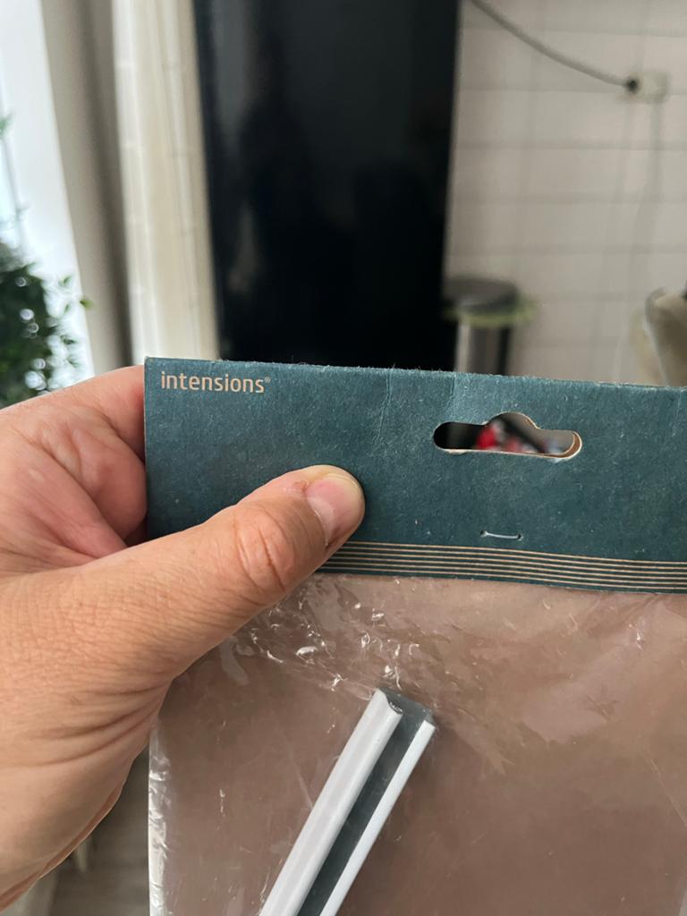 Gratis Intensions gordijnrails bochtstuk wit, Huis en Inrichting, Minder dan 50 cm, Wit, Nieuw, Ophalen of Verzenden