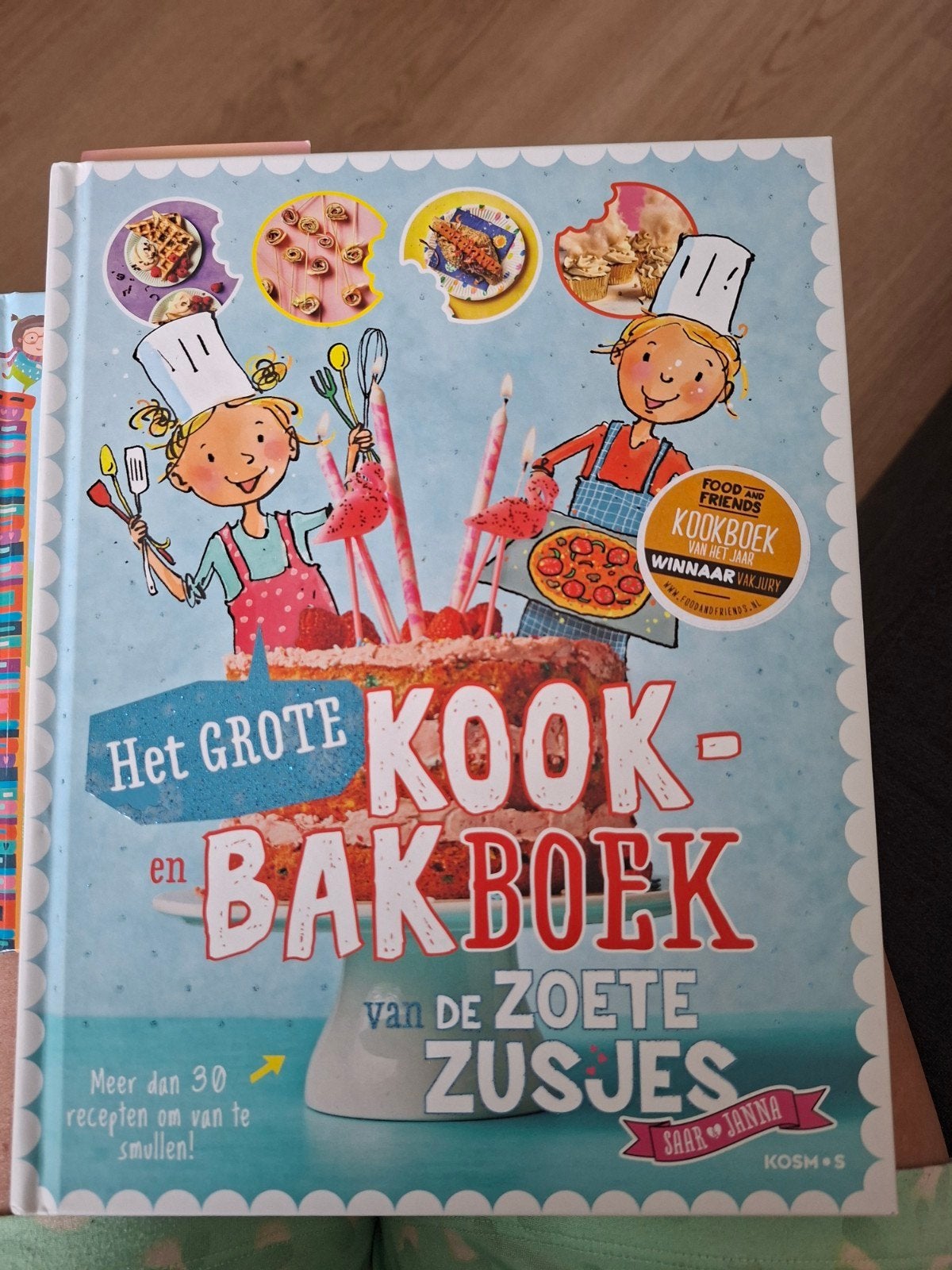 Het Grote Kook- en Bakboek van de Zoete Zusjes, Ophalen, Saar & Janna, Zo goed als nieuw, Hoofdgerechten