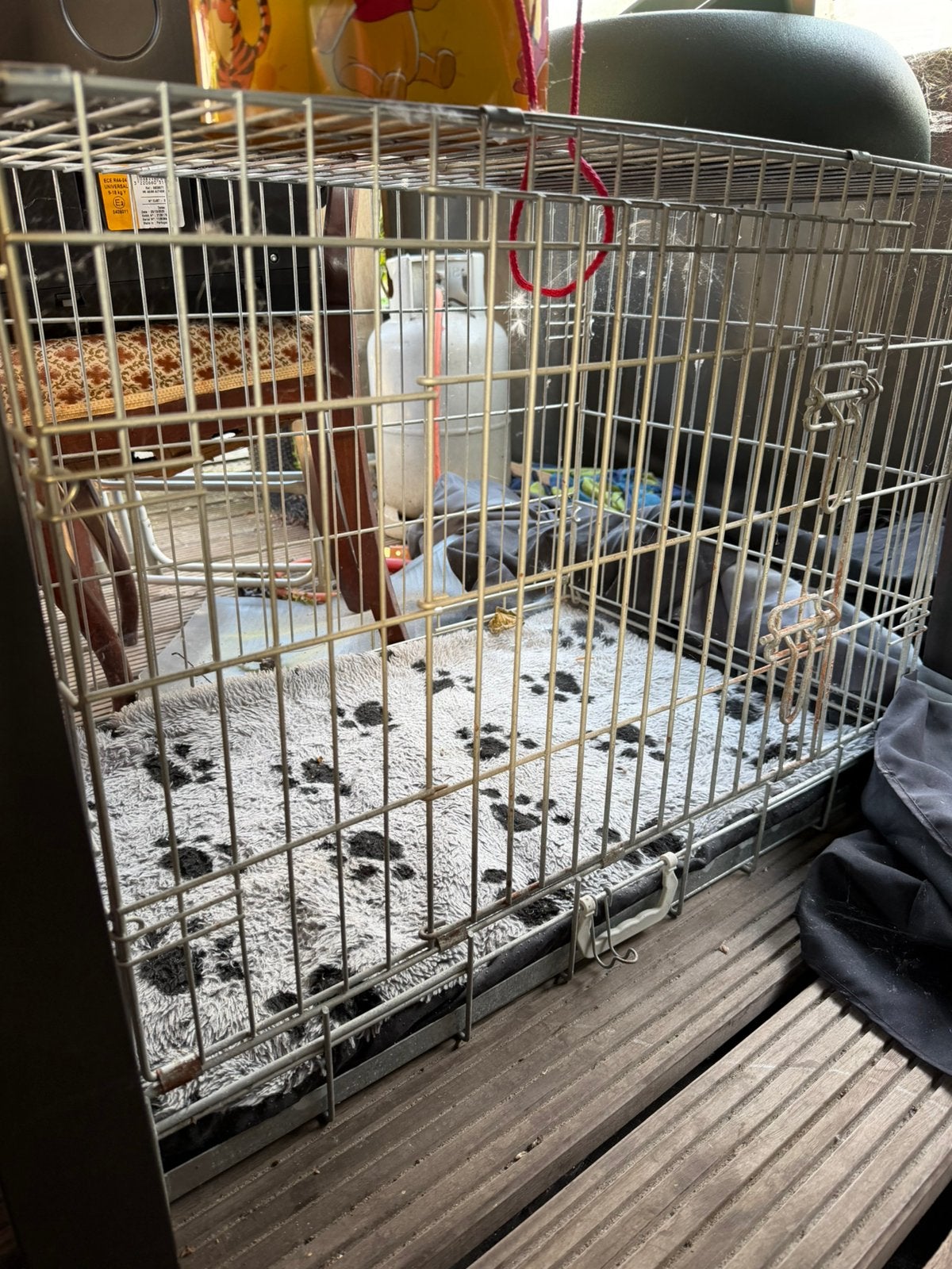 Honden bench middel groot, Dieren en Toebehoren, Hondenhokken, Ophalen of Verzenden, Zo goed als nieuw, 75 tot 110 cm, Minder dan 65 cm