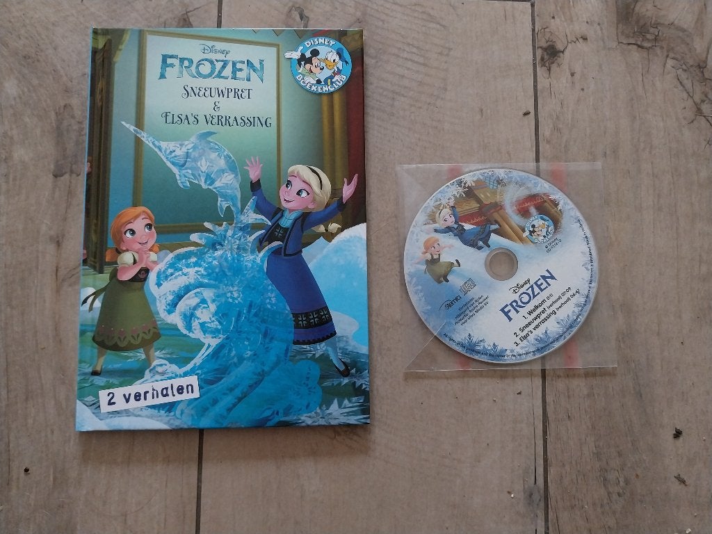 Disney Boekenclub Frozen Sneeuwpret & Elsa's Verrassing + CD, Gelezen, Ophalen of Verzenden, Sprookjes, Disney