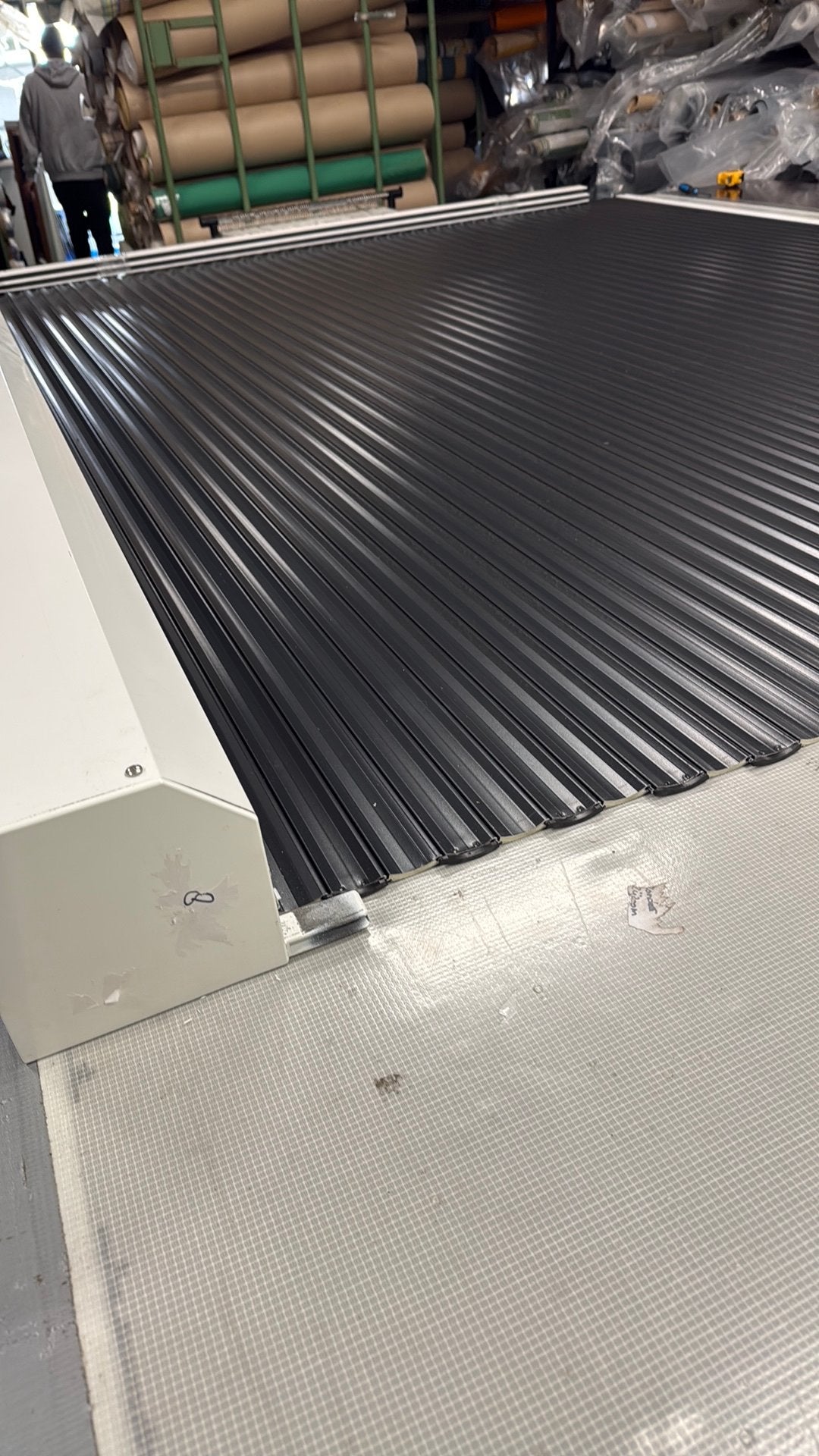 Nieuw rolluik breed 287  hoog 213 bediening band, Ophalen, Zo goed als nieuw, 200 cm of meer
