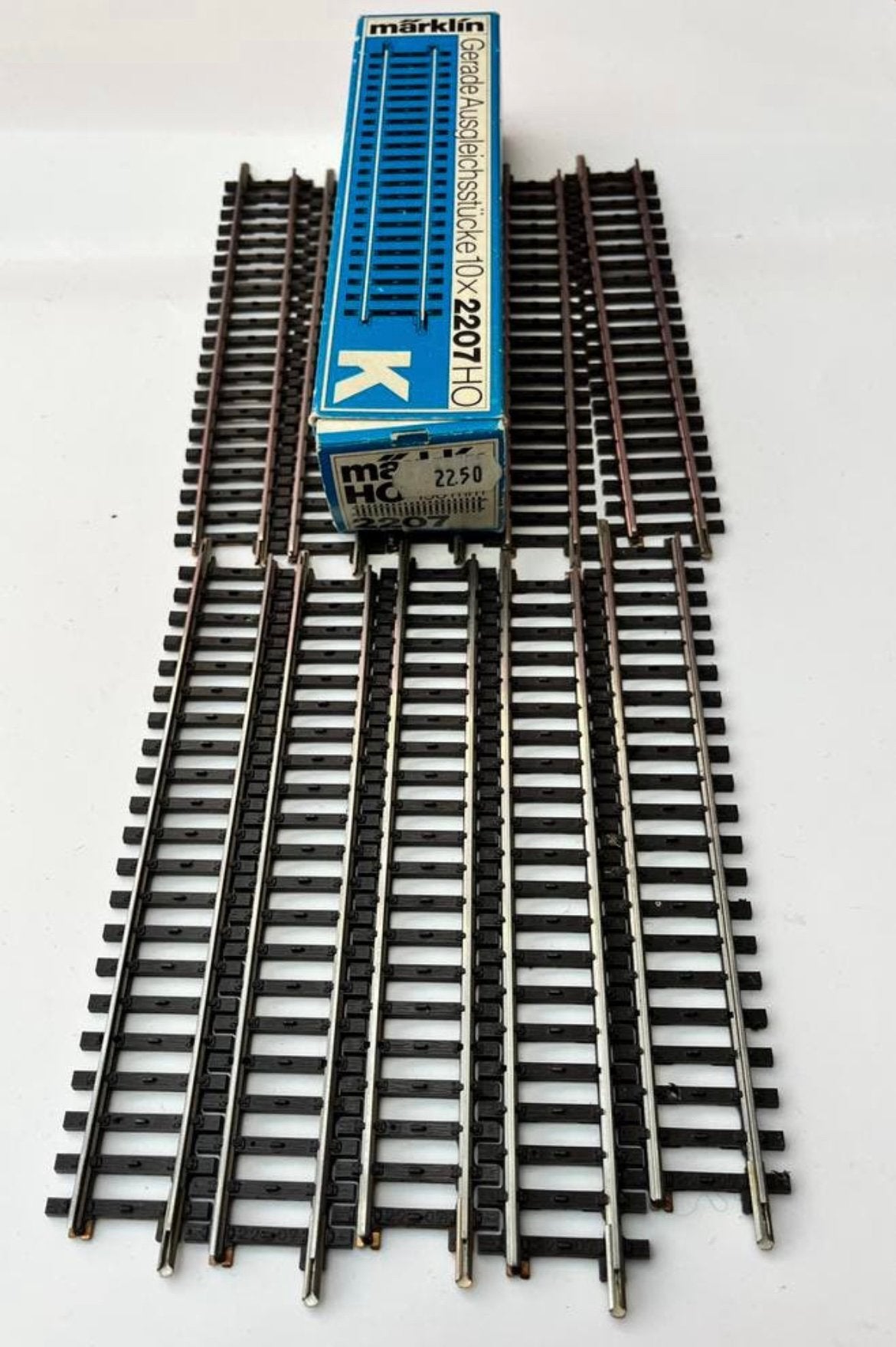Märklin H0 K-rail 2207rechte rails 156mm-set van 10 ds, Wisselstroom, Gebruikt, Rails, Ophalen of Verzenden