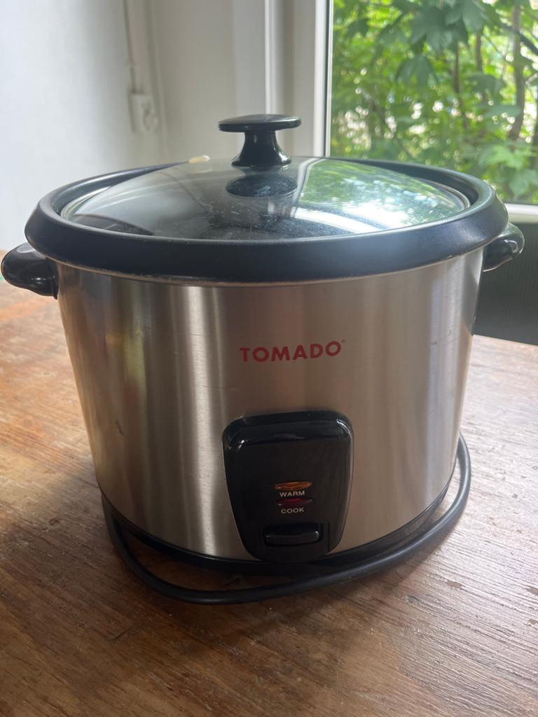 TOMADO Rijstkoker - Gebruikt maar functioneel, Ophalen of Verzenden, Gebruikt