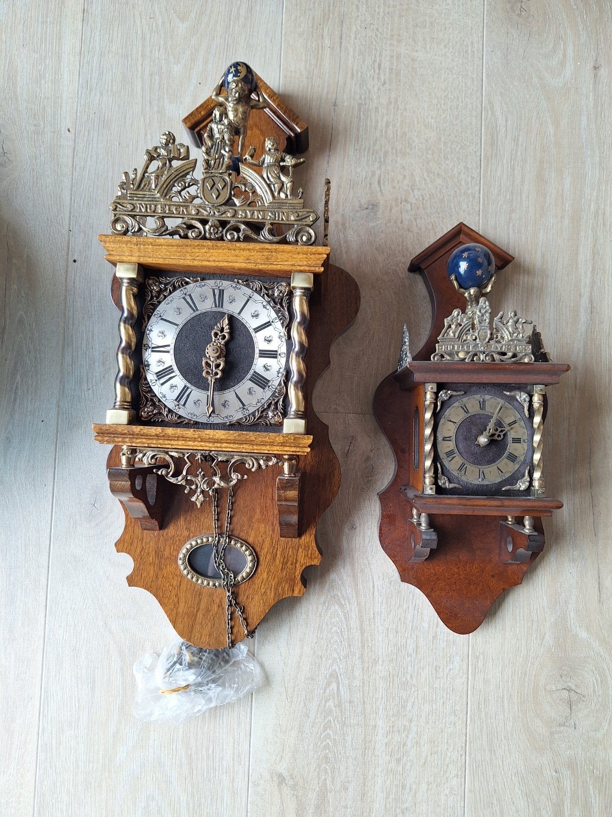 Grote en kleine Zaanse klok, Antiek en Kunst, Antiek | Klokken, Ophalen of Verzenden