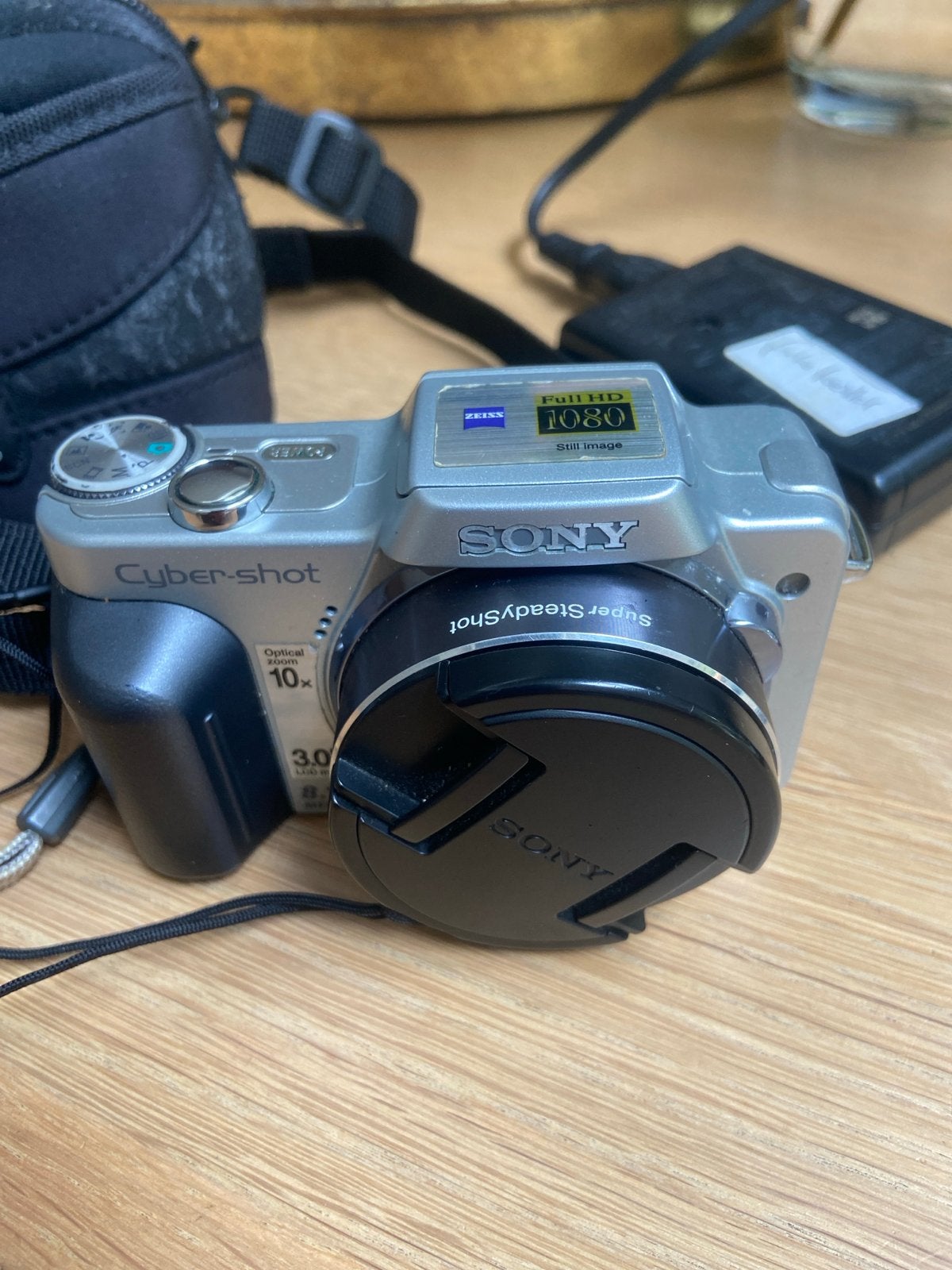 Sony Cyber-shot DSC-H50 Digitale Camera met 10x Optische Zoo, Gebruikt, Compactcamera, Accu, Sony