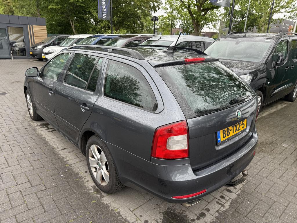 Skoda Octavia Combi 1.2 TSI Ambition Business Line, Auto's, Skoda, Euro 5, Gebruikt, 4 cilinders, Origineel Nederlands