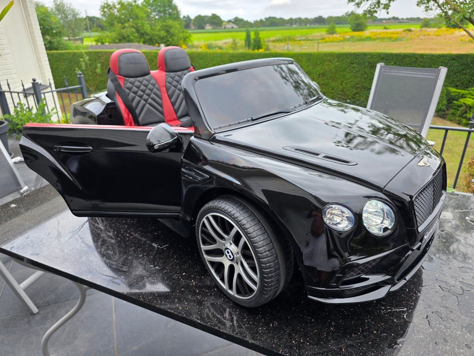 Elektrische kinderauto Bentley Continental 2 pers., Ophalen of Verzenden, Zo goed als nieuw