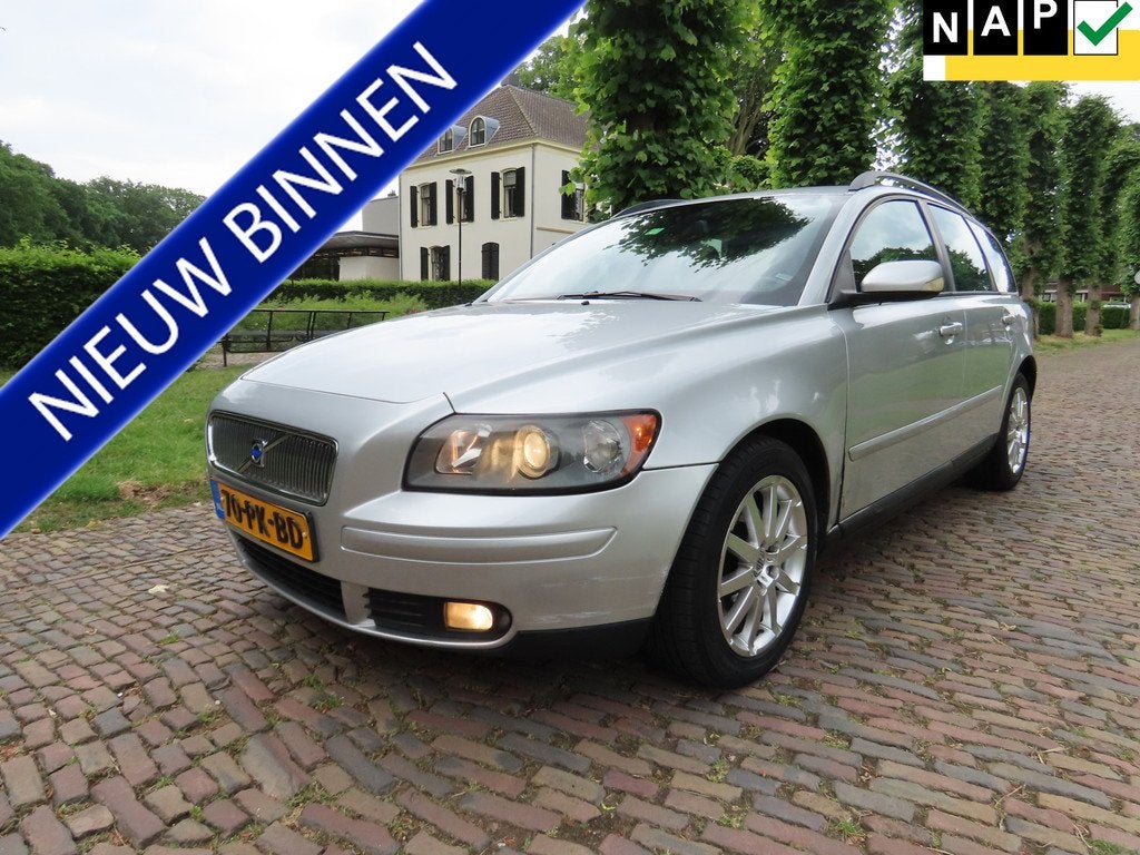 Volvo V50 2.4 Elite Automaat Leer/Stof Ecc Cruisecontrol Xen, 1378 kg, Gebruikt, 700 kg, 2435 cc