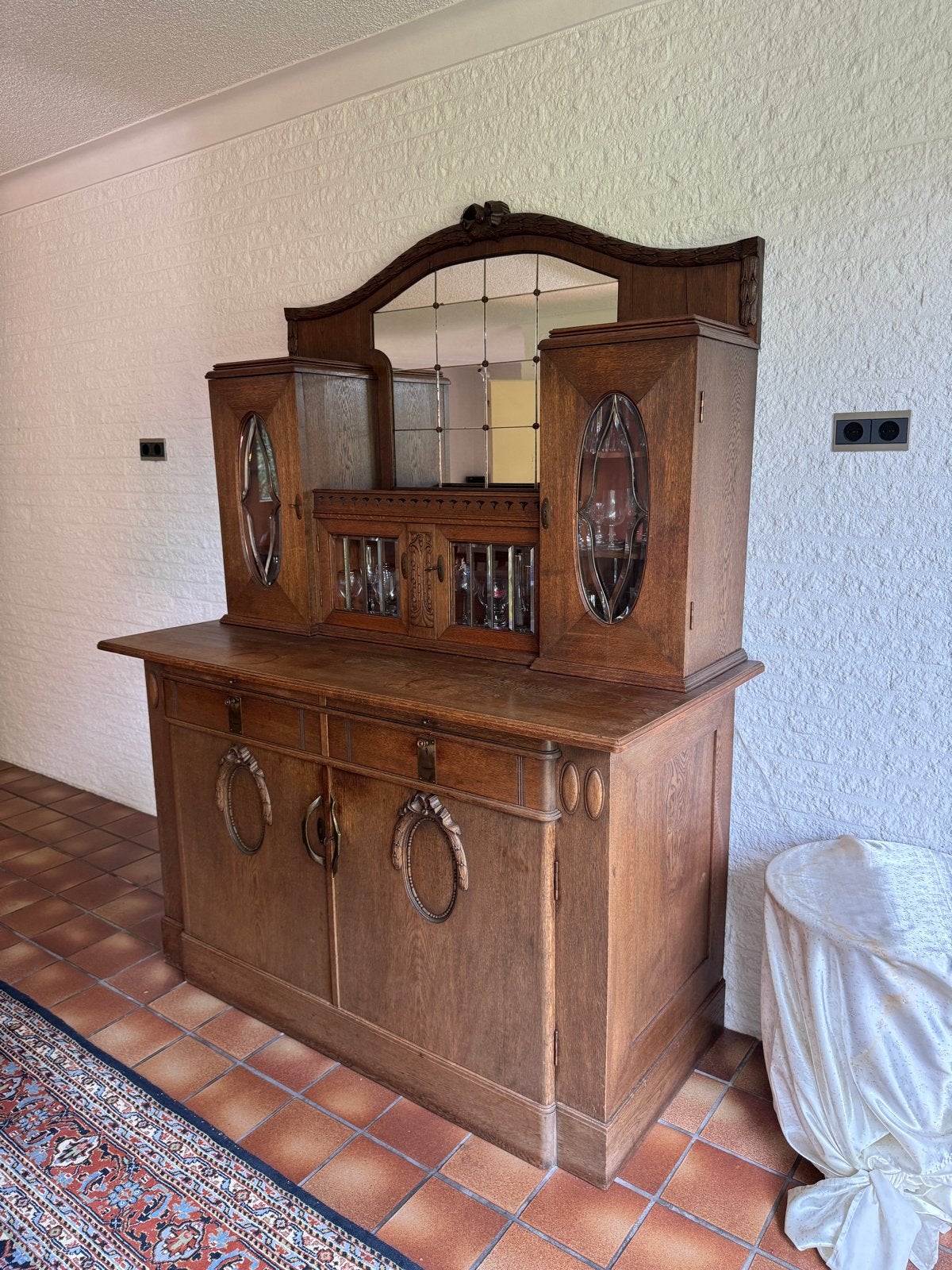 Antieke Eiken Buffetkast met Spiegel en Vitrine, Ophalen