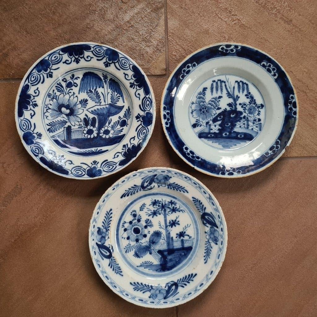 3 Delfts Aardewerk Borden blauw-wit Chinees Decor 18e Eeuw, Antiek en Kunst, Ophalen of Verzenden