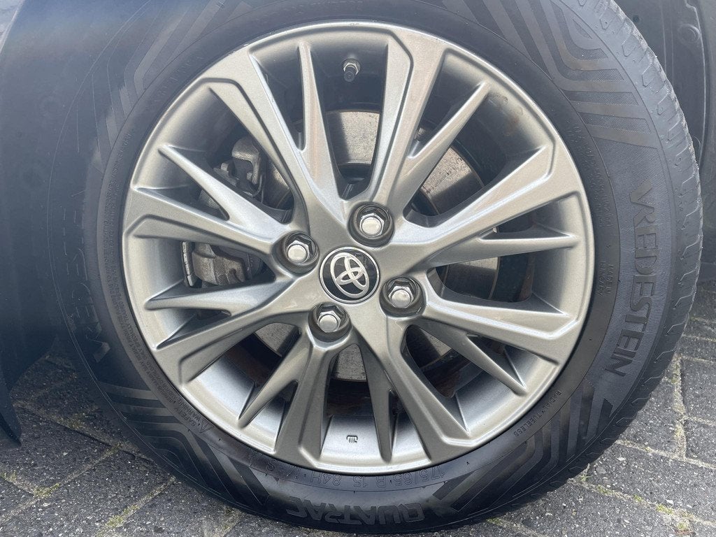 Toyota Yaris 1.5 Hybrid Executive | Origineel NL | 1e eigena, Auto's, Toyota, Gebruikt, Euro 6, 4 cilinders, Origineel Nederlands