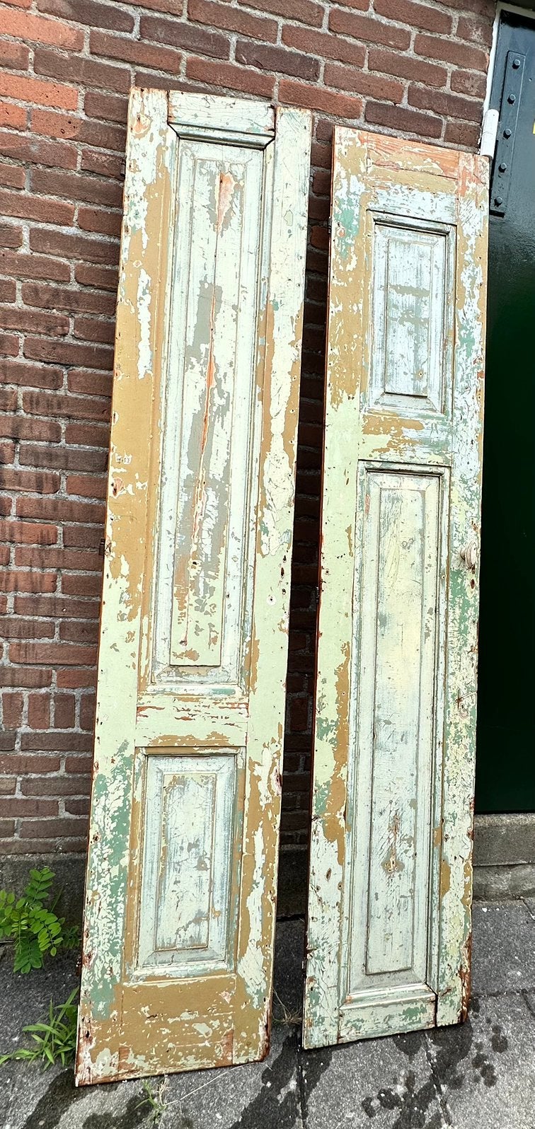 2 oude smalle Franse deuren / luiken originele staat groen, Ophalen