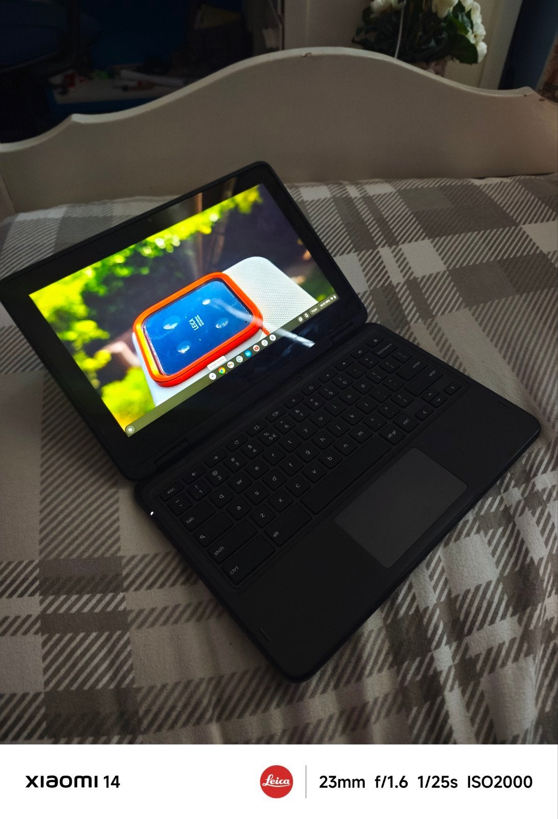 Dell Chromebook met hoesje - perfecte conditie, 14 inch, 4 GB of minder, Ophalen of Verzenden, Zo goed als nieuw