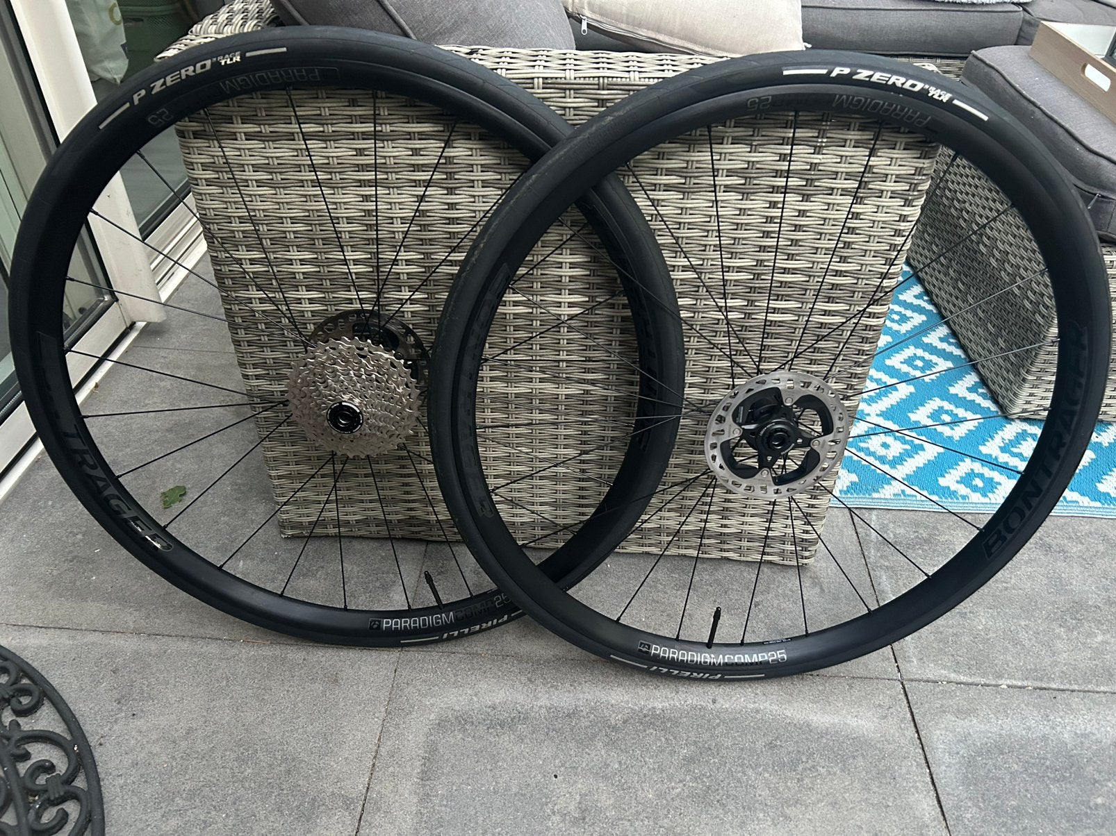 Bontrager Paradigm Comp 25 wielset. Zien is kopen!, Fietsen en Brommers, Fietsonderdelen, Zo goed als nieuw, Aluminium, Racefiets