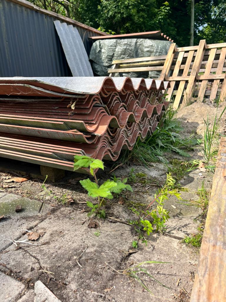 Vezel cementplaten (geen asbest), Doe-het-zelf en Verbouw, Dakpannen en Dakbedekking, Ophalen, Steen of Klei, Zwart, Zo goed als nieuw