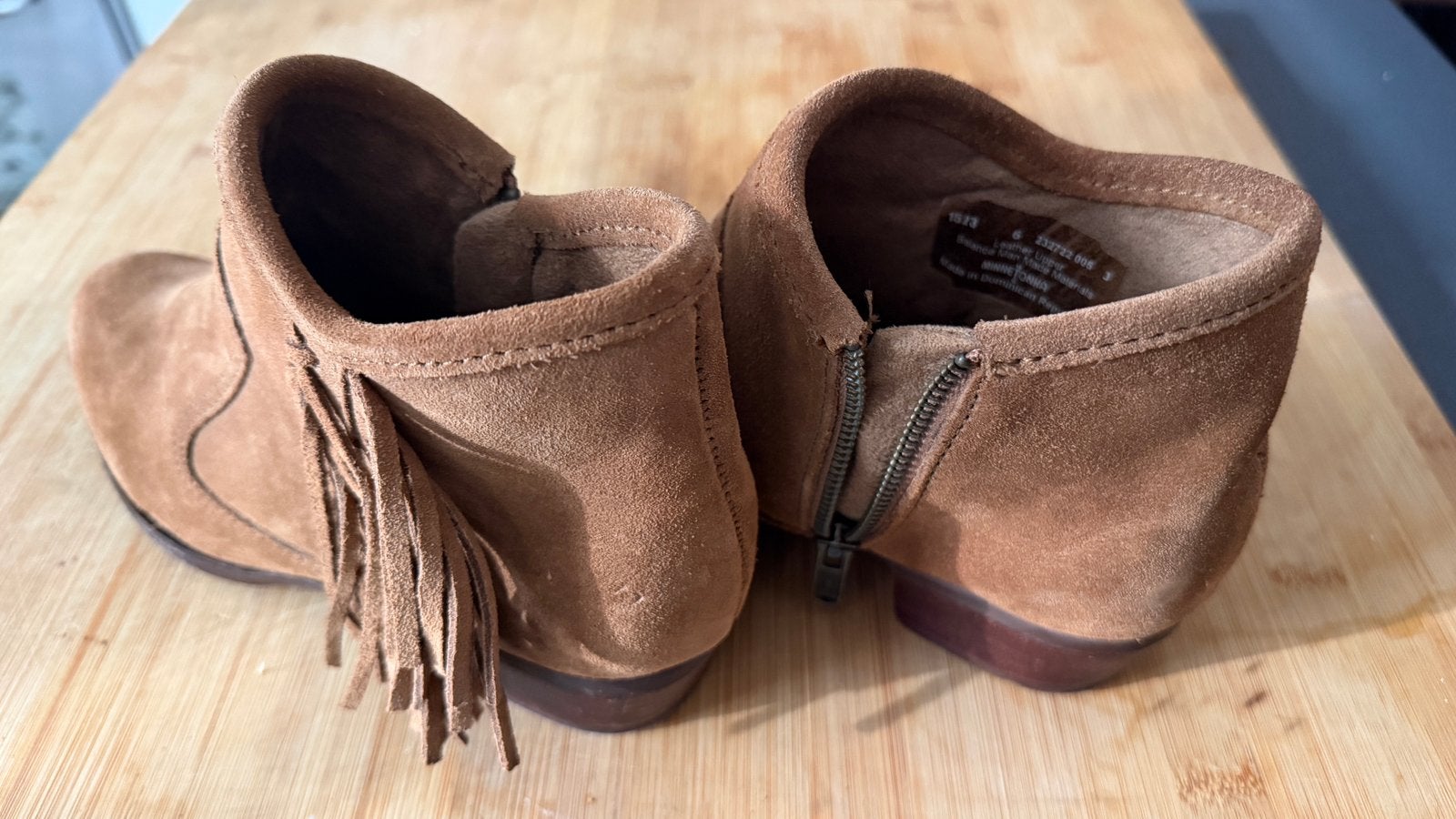 Minnetonka suede laarsjes maat 6 (us) /36, Ophalen of Verzenden, Zo goed als nieuw, Bruin