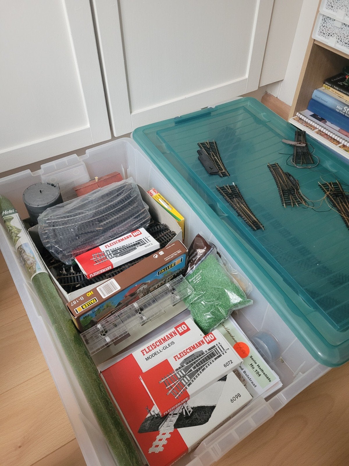 Grote verzameling modelspoorbaan items (ook los te koop), Gelijkstroom, Ophalen, Overige merken, Gebruikt