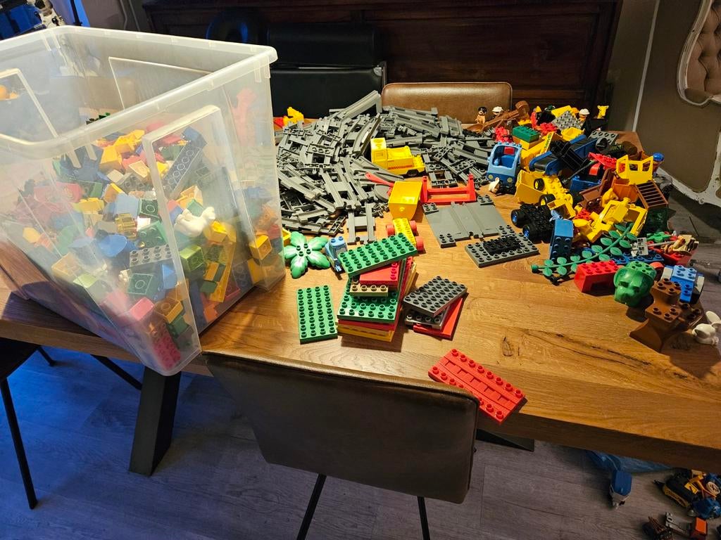 Grote partij LEGO en Duplo met rails en diverse blokken, Ophalen, Gebruikt, Inclusief extra onderdelen, Lego