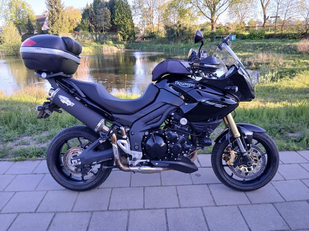Triumph Tiger 1050 - Compleet uitgerust voor avontuur!, Motoren, Handvatverwarming, Gebruikt, 3 cilinders, Particulier