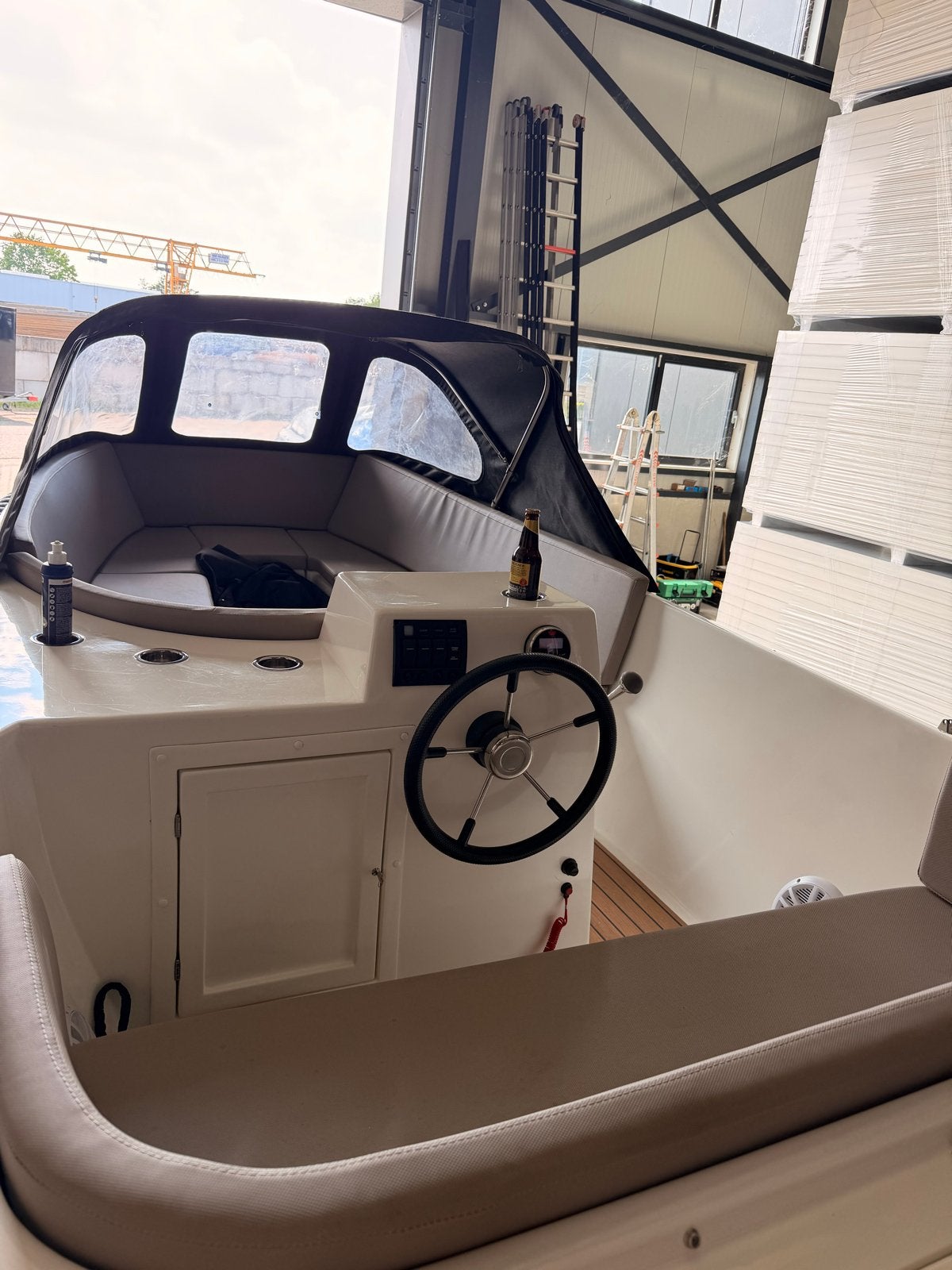 Nette Sloep met Suzuki 20pk buitenboordmotor en trailer, Watersport en Boten, Overige merken, Buitenboordmotor, Biminitop, Sloep