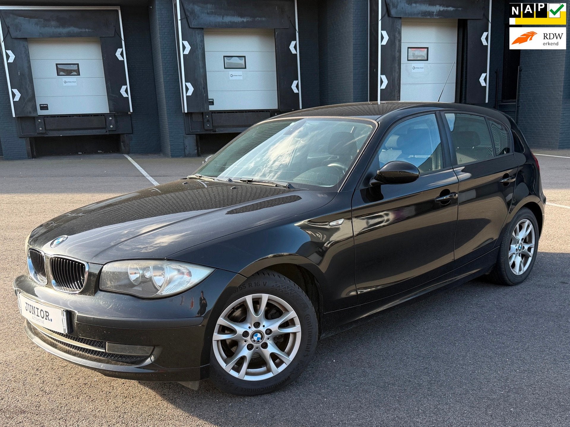 BMW 1-serie 116i Business Line AIRCO/5DEURS/LMV/APK-07-2027, Auto's, 1-Serie, Gebruikt, 4 cilinders, 4 stoelen