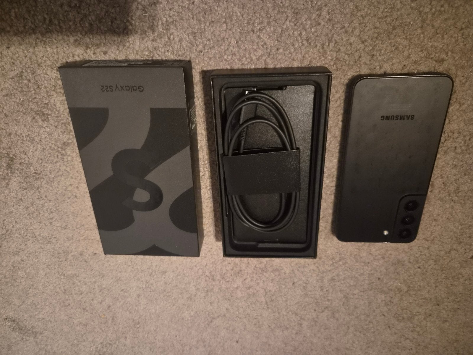 Foto 2 van Samsung Galaxy S22 128GB