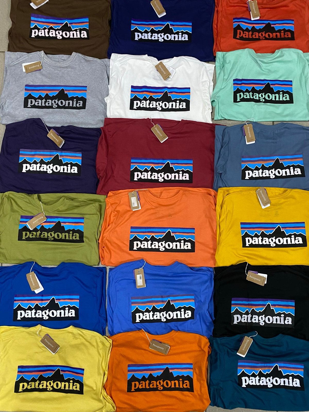 Restpartij Patagonia T-shirts - Zomercollectie 2025 S-M-L-XL, Verzenden, Nieuw, Overige maten, Overige kleuren
