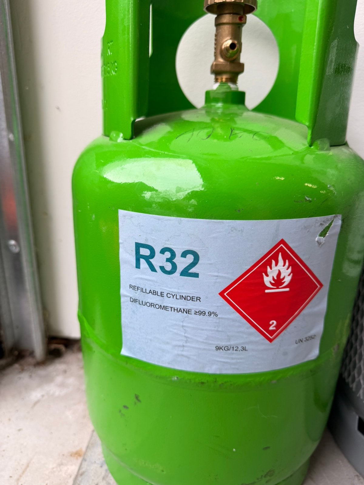 R32 Koudemiddel - Enkel levering, Ophalen of Verzenden, Zo goed als nieuw