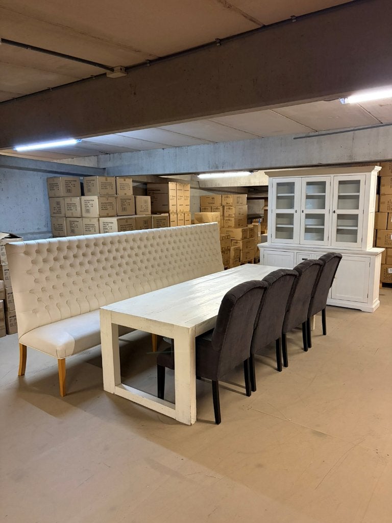 Foto 16 van Complete XL Eetkamerset: Tafel, Bank, Buffetkast & 4 Stoelen