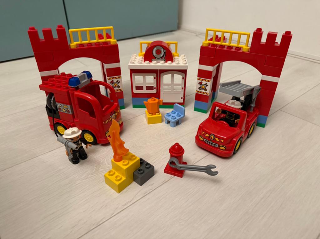 Duplo lego 10593 brandweerkarzene, Ophalen of Verzenden, Zo goed als nieuw, Duplo