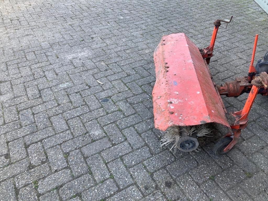 Rolbezem agria 2400 3400 5500 5900, Ophalen of Verzenden, Zo goed als nieuw