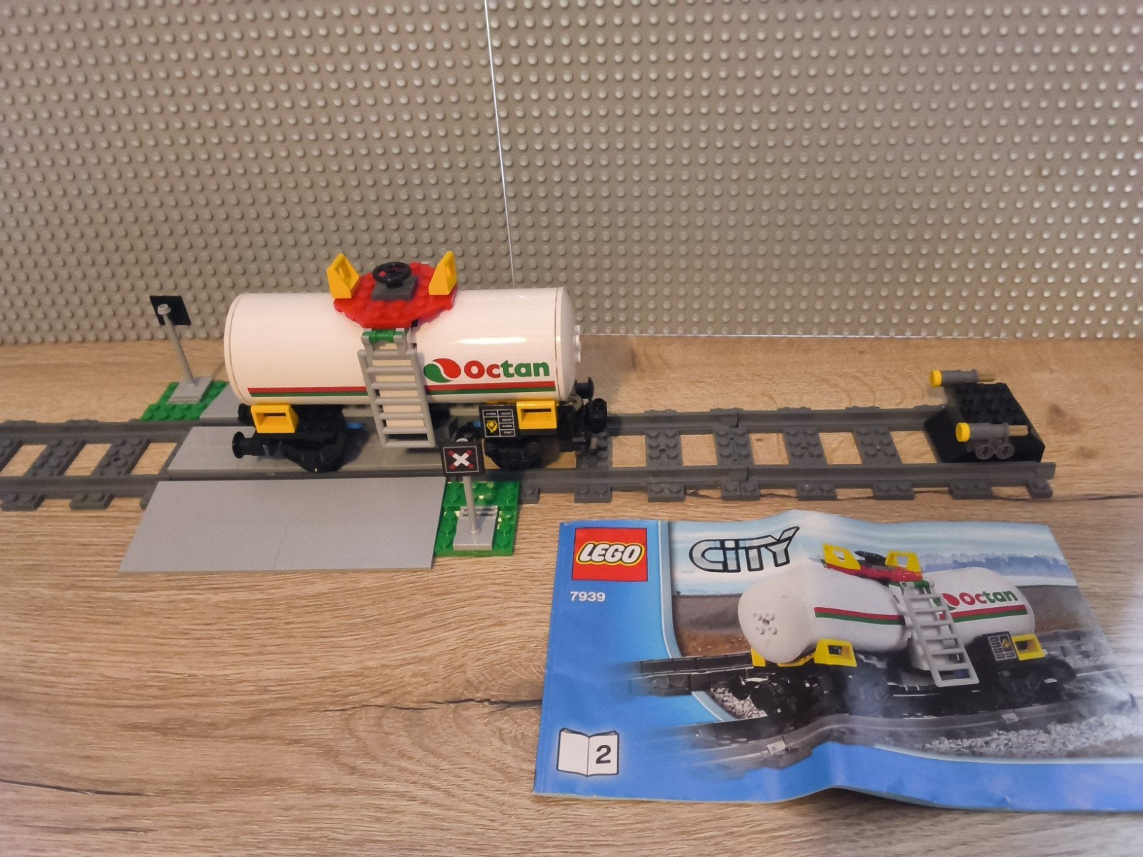 LEGO TREIN 7939 TANKWAGON, OVERGANG EN STOOTBALK, Ophalen of Verzenden, Zo goed als nieuw, Lego