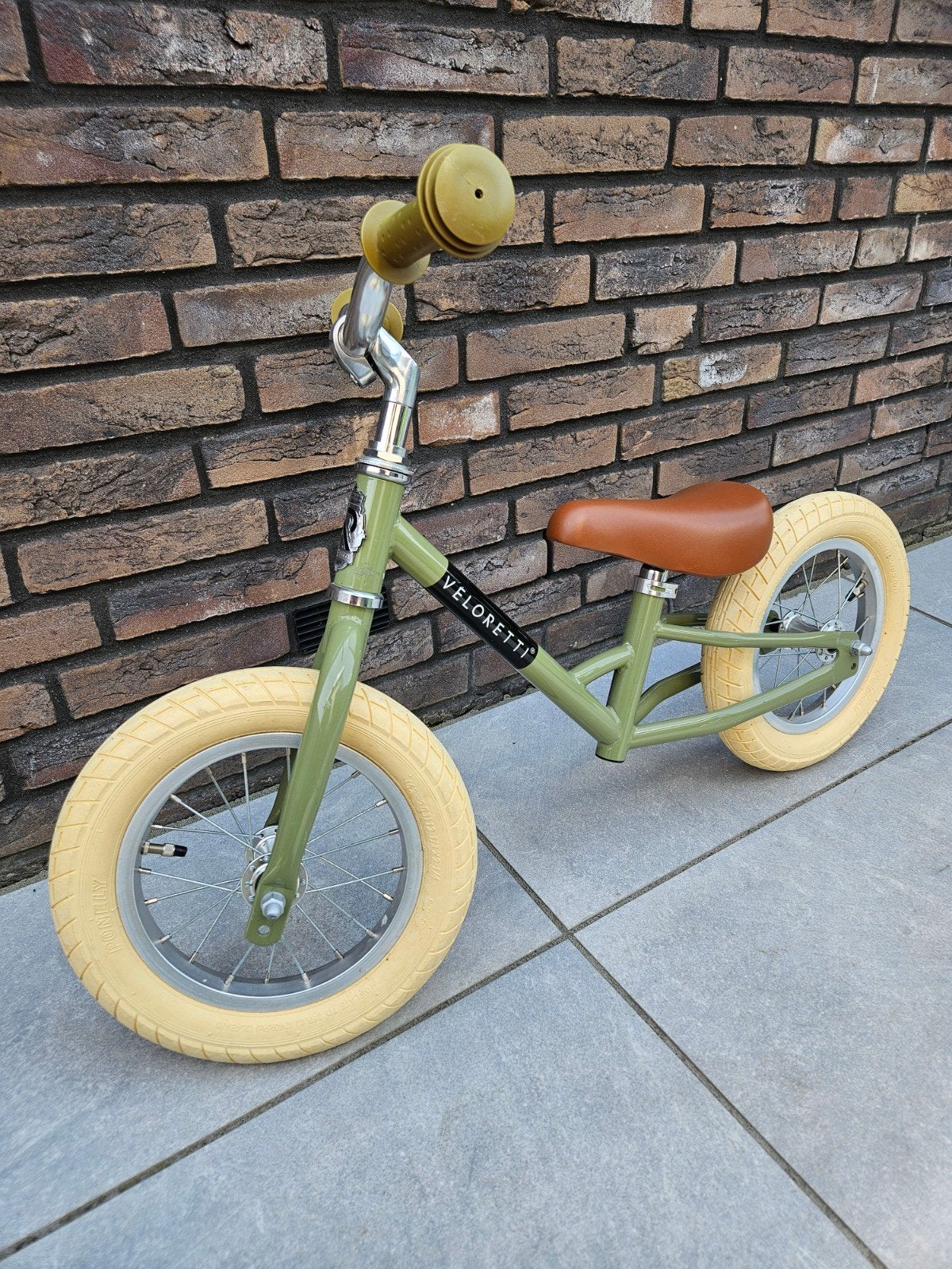 Veloretti Tricycle loopfiets - desert green - zgan, Ophalen of Verzenden, Zo goed als nieuw, Loopfiets