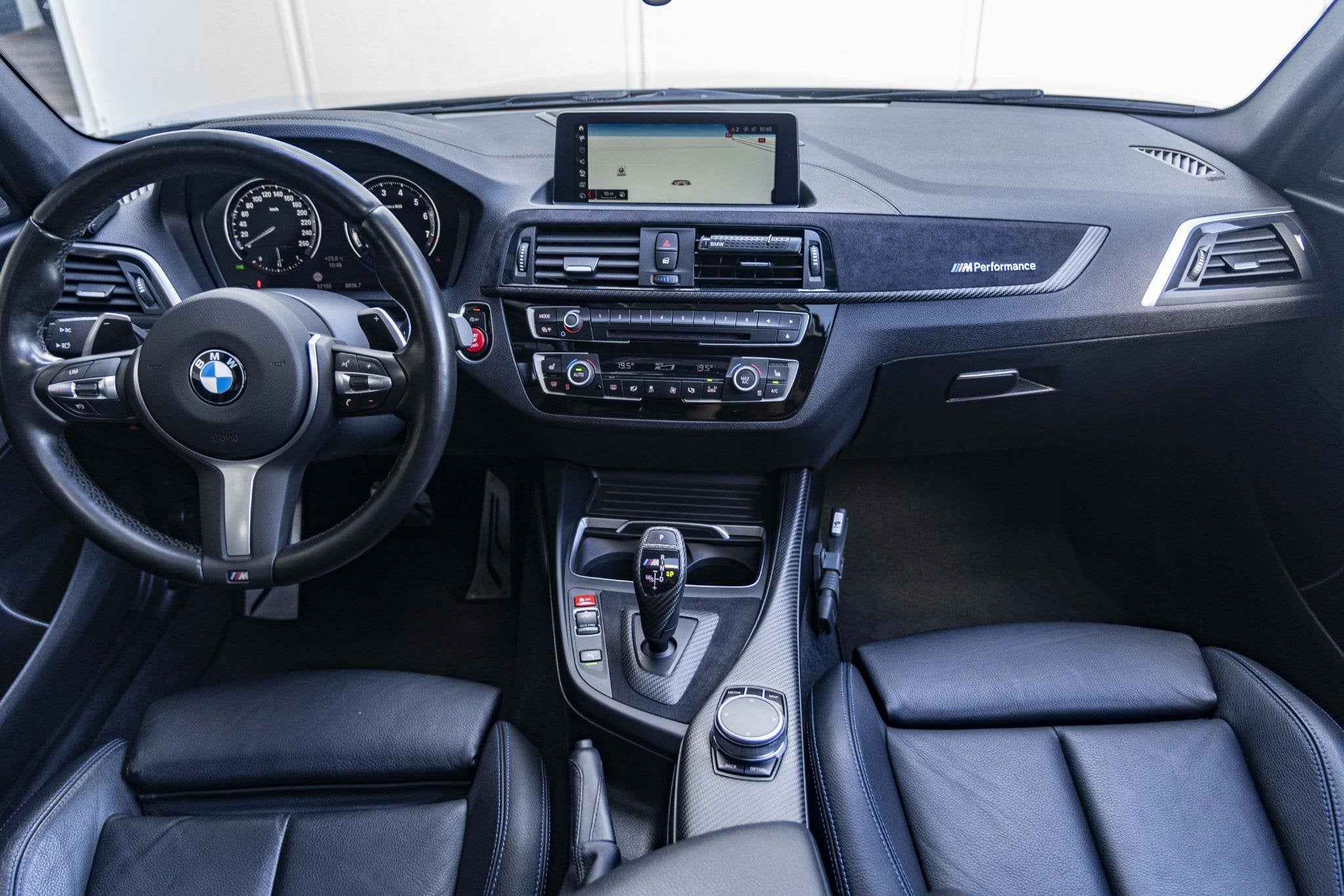 BMW 1 Serie M140i | High Executive | M Sportpakket | 18 inch, Auto's, 12 maanden, Gebruikt, Euro 6, Onderhoudsboekje