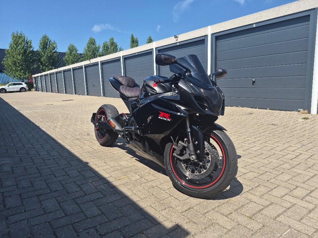 Suzuki GSX-R 1000 L0 2010 Verlengde Achterbrug op kenteken, Sportuitlaat, 4 cilinders, Motorrijbewijs A, Gebruikt