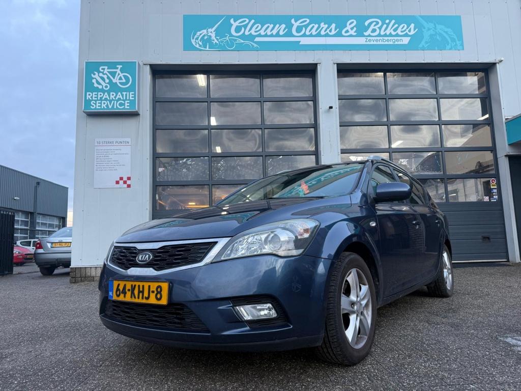 Kia cee'd Sporty Wagon 1.4 CVVT X-ecutive (bj 2009), Voorwielaandrijving, Gebruikt, 1396 cc, Blauw