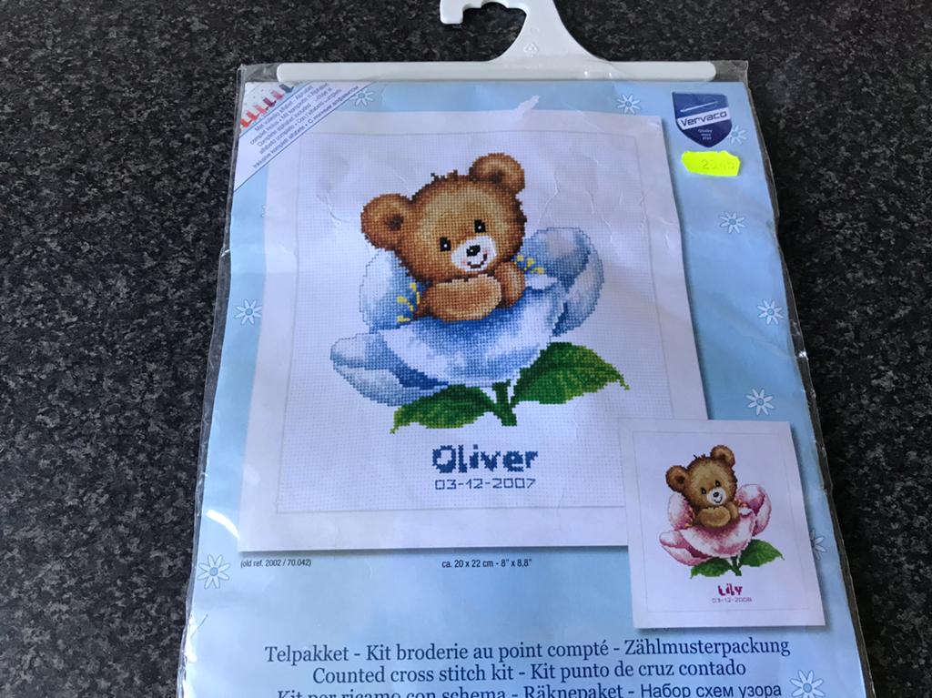 Borduurpakket vervaco , geboorte jongen of meisje, Hobby en Vrije tijd, Ophalen of Verzenden, Zo goed als nieuw, Borduurpakket