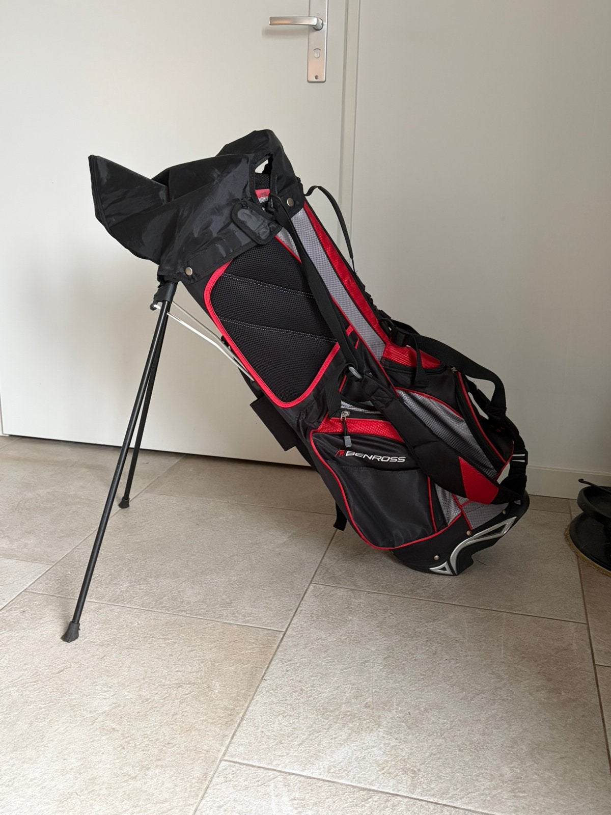 golftas die je mee kan dragen op je rug, Ophalen, Zo goed als nieuw, Tas