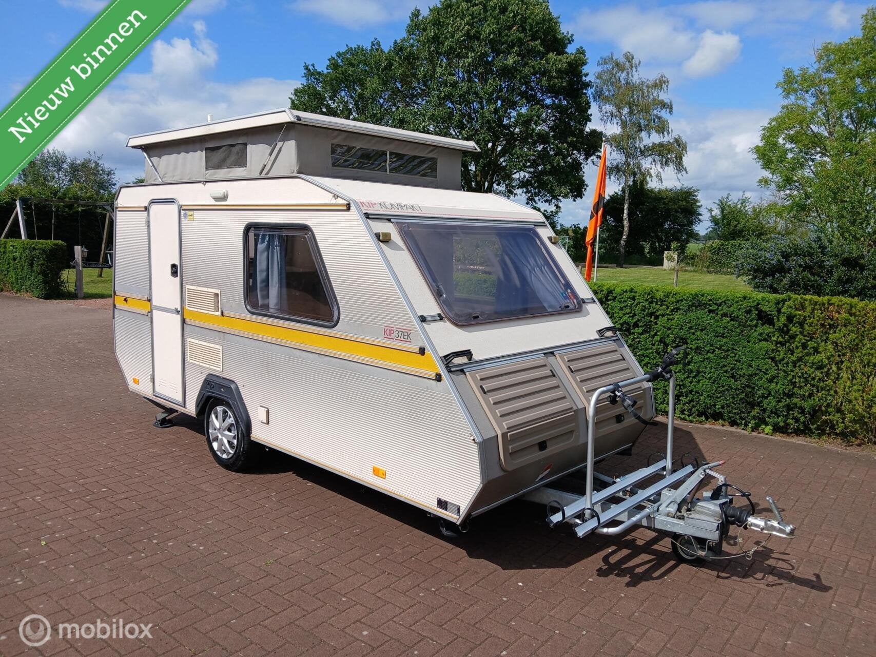 Kip 37EK Leuke Klassieke Lichtgewicht Caravan Met Hefdak!, Caravans en Kamperen, Caravans, Kip, Bedrijf, Kip, 5 tot 6 meter