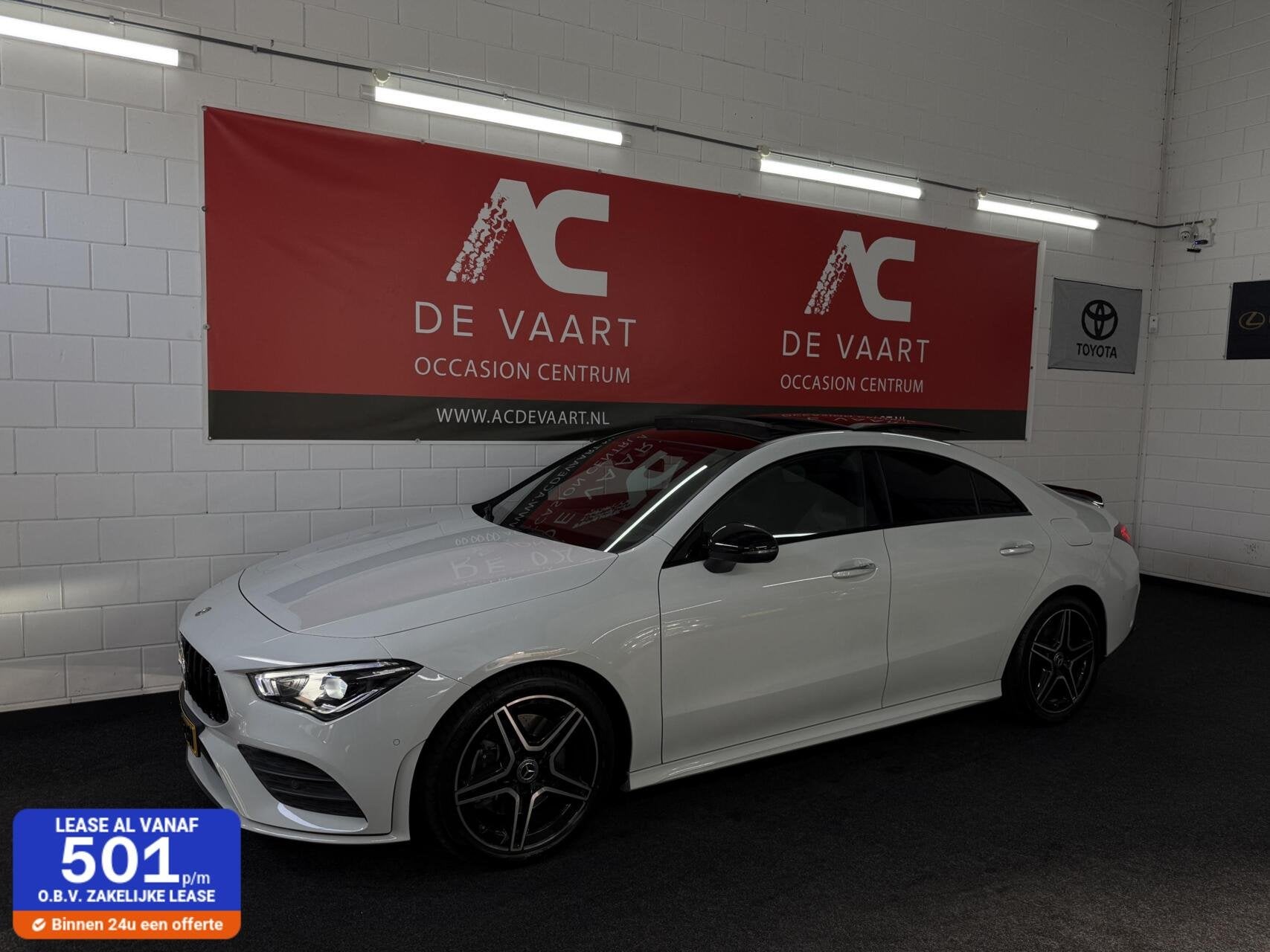 Mercedes CLA-klasse 200 - AMG35/PANODAK/CARPLAY/CAMERA/NAP, Auto's, CLA, Gebruikt, Euro 6, 4 cilinders
